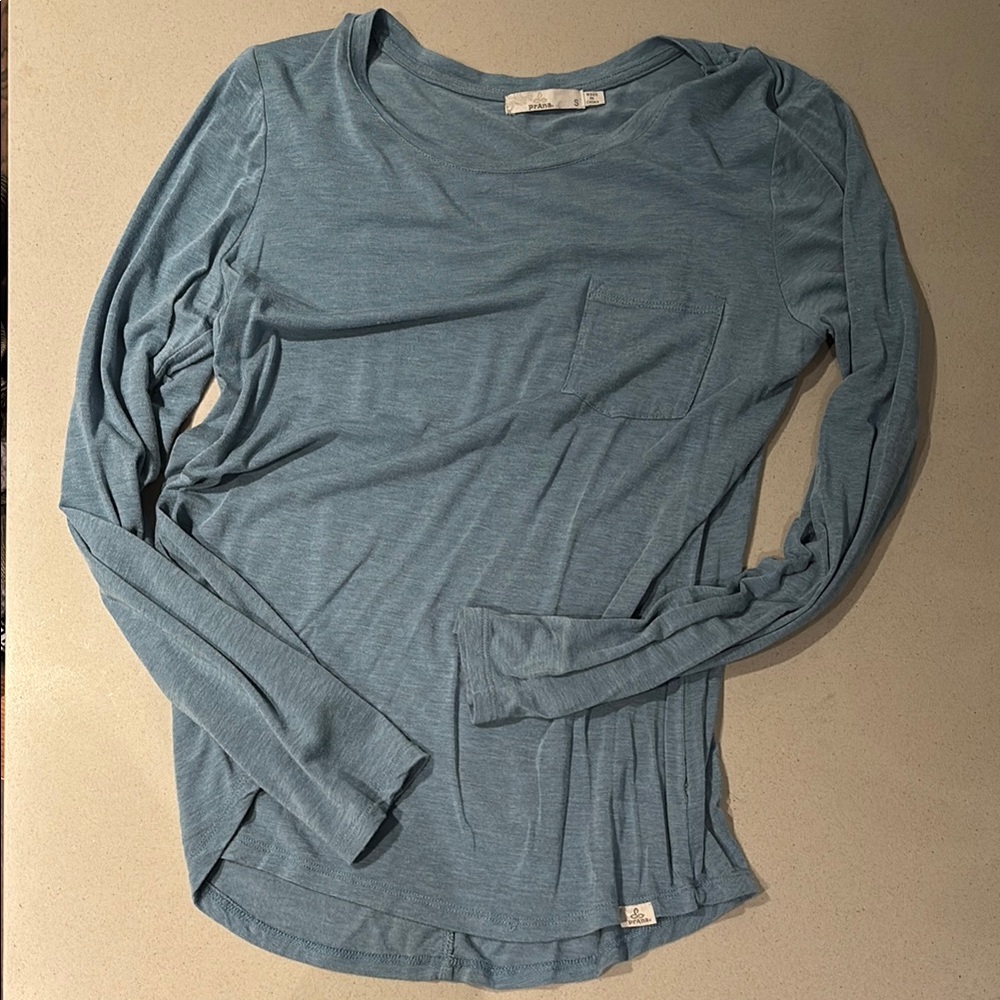 Prana Gray Fitted Long Sleeve Tee Small EUC